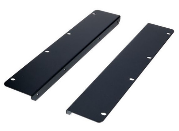 Studiomaster Club XS 8+ Ear Rack Studiomaster Club XS 8+ Ear Rack
